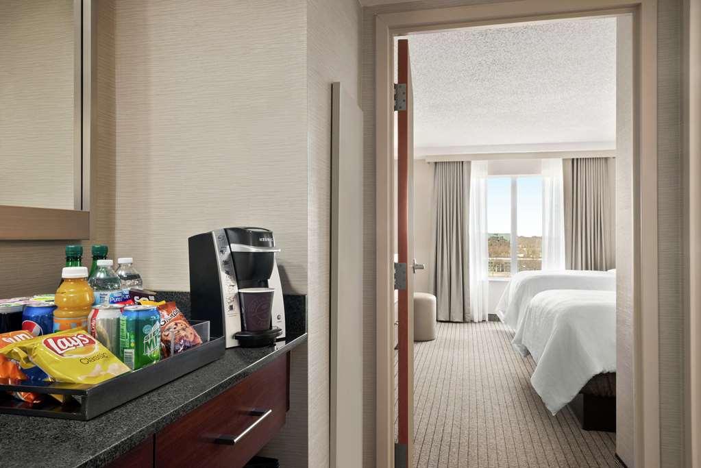 Embassy Suites By Hilton Columbus Дъблин Стая снимка