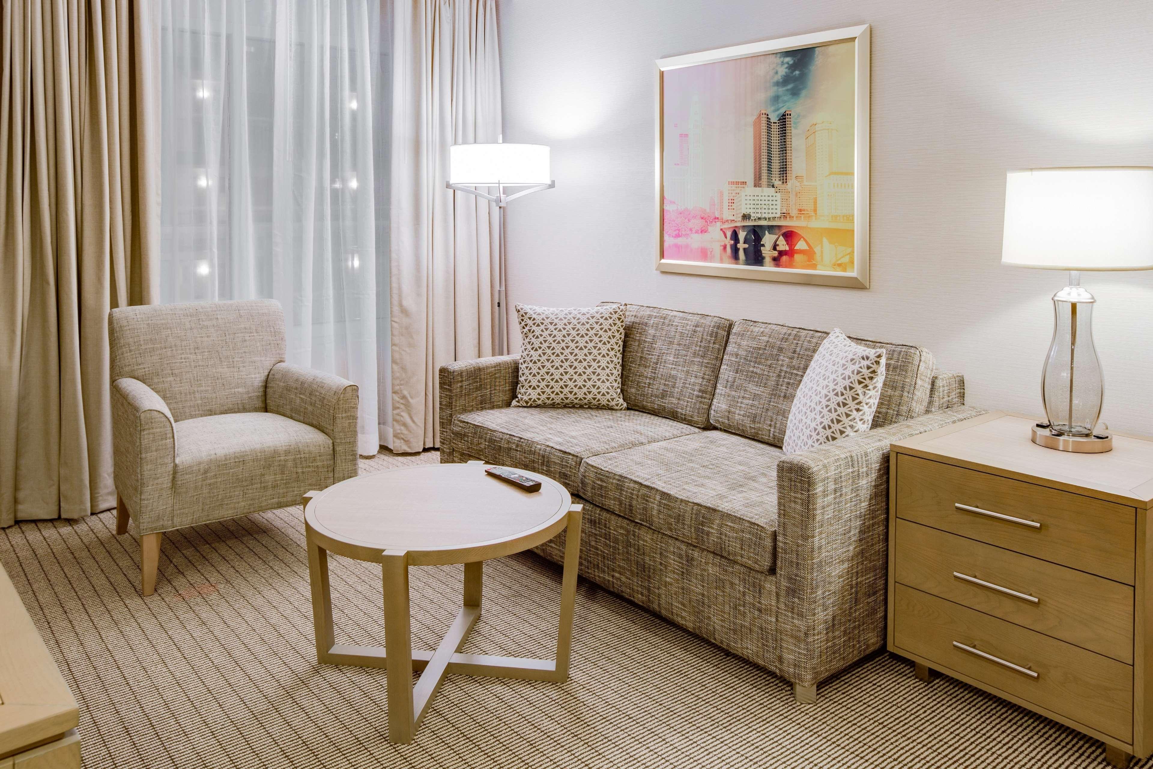 Embassy Suites By Hilton Columbus Дъблин Екстериор снимка