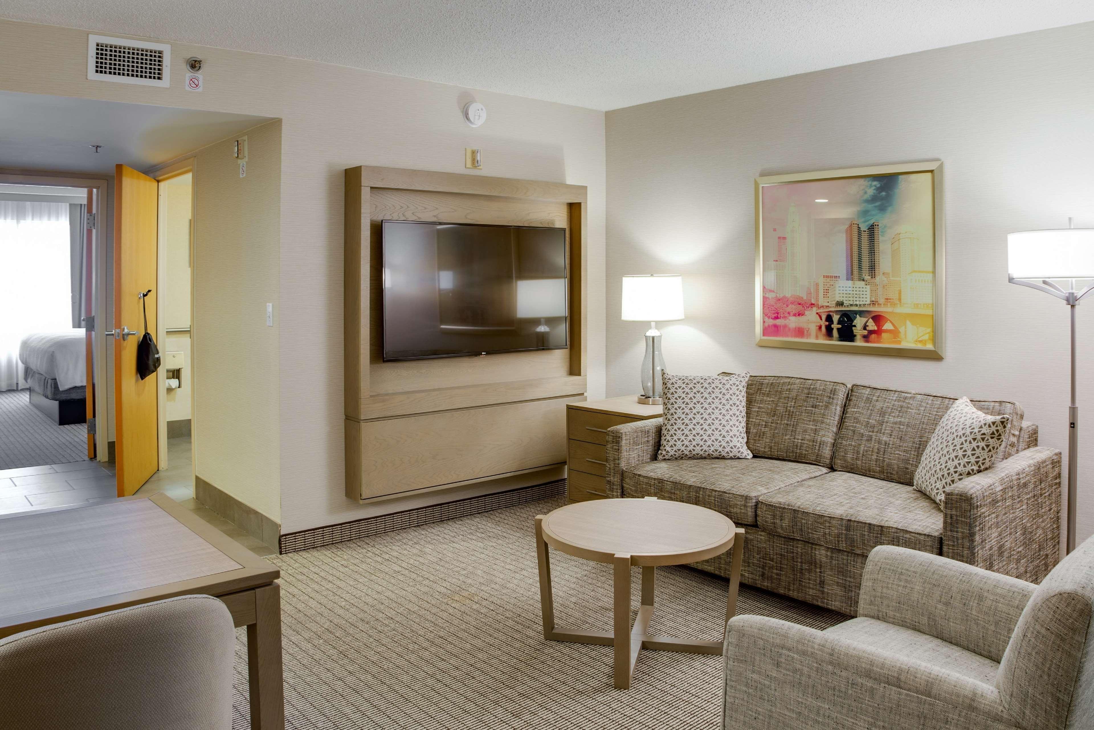 Embassy Suites By Hilton Columbus Дъблин Екстериор снимка