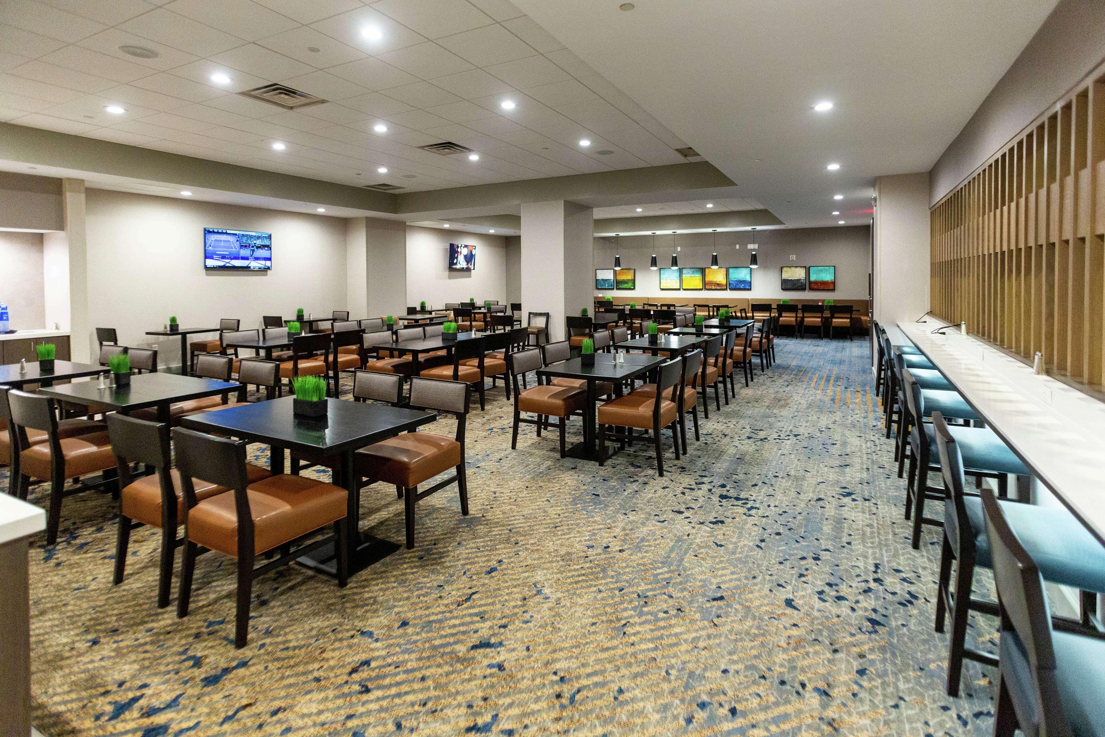 Embassy Suites By Hilton Columbus Дъблин Екстериор снимка