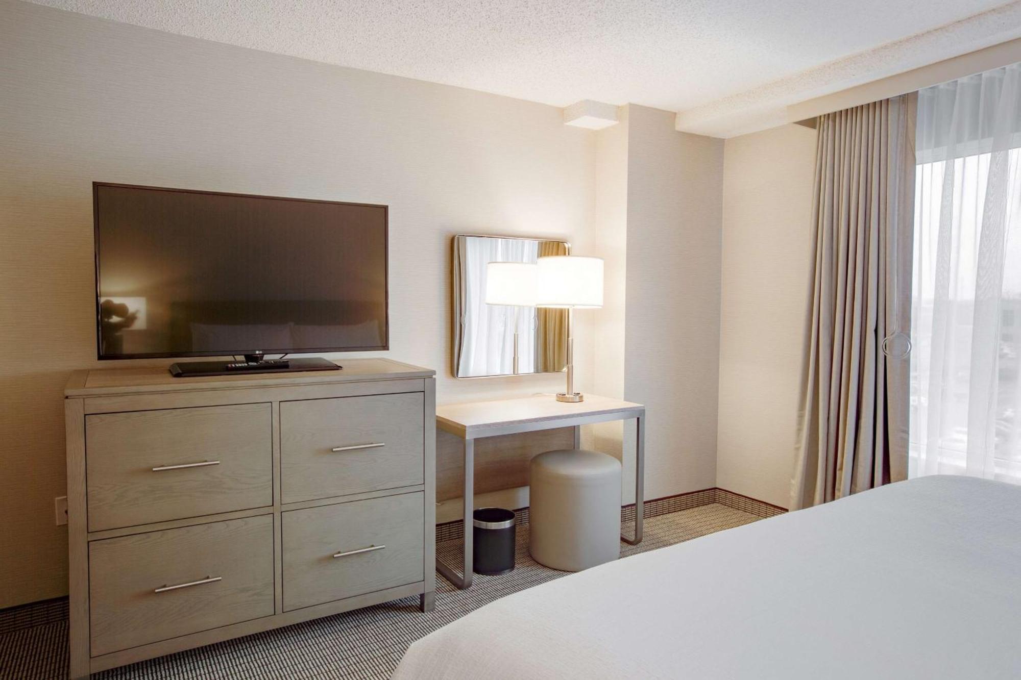 Embassy Suites By Hilton Columbus Дъблин Екстериор снимка