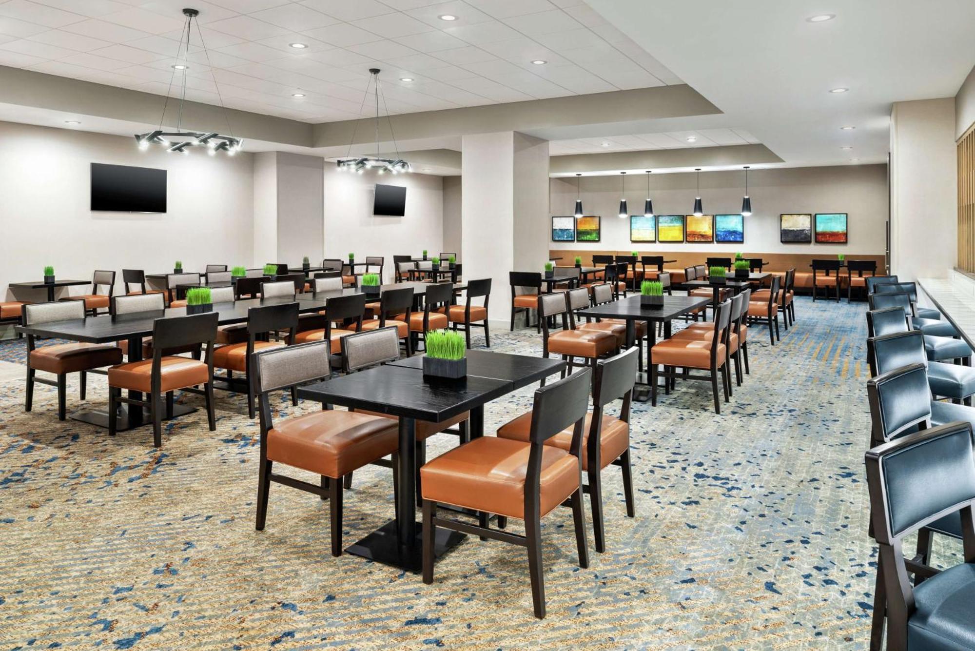 Embassy Suites By Hilton Columbus Дъблин Екстериор снимка