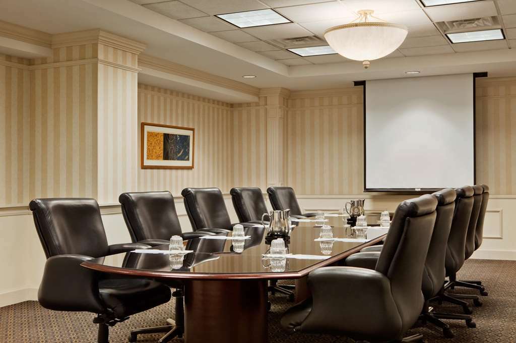 Embassy Suites By Hilton Columbus Дъблин Съоръжения снимка